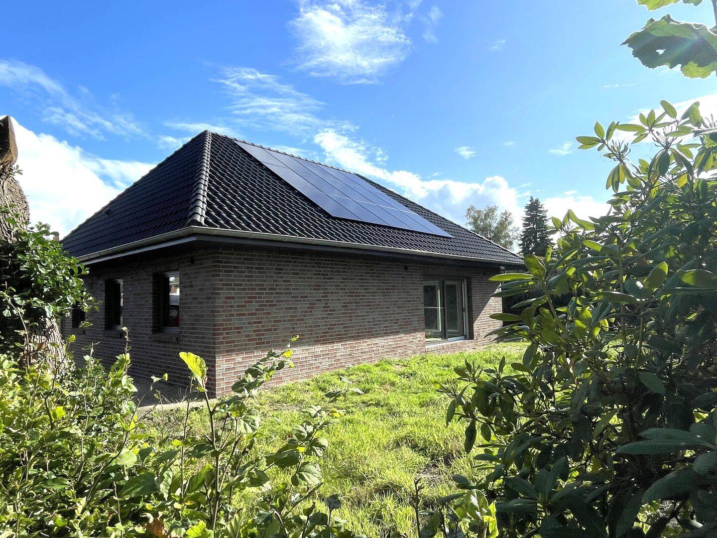 Darf es ruhig und zentrumsnah sein? Neubau-Bungalow mit Wohlfühlcharakter!, 26160 Bad Zwischenahn