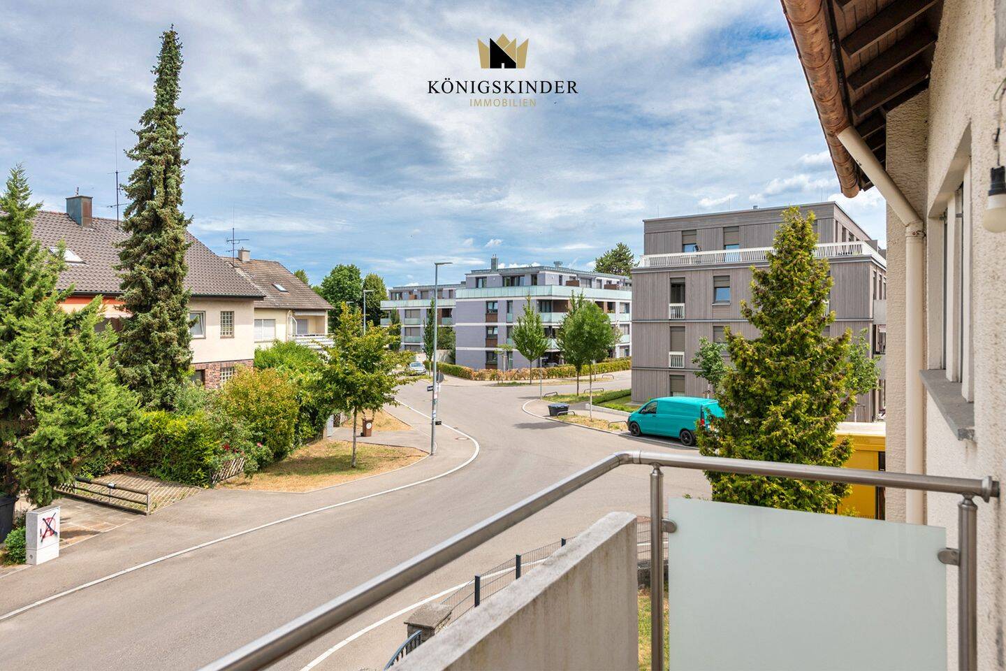 Helle 3-Zi Wohnung mit Terrasse, 2 Balkonen und PKW-Stellplatz, 70439 Stuttgart (Neuwirtshaus Stammheim Zuffenhausen)