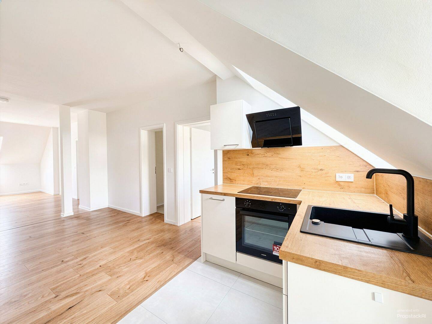 Inklusive neue Einbauküche und hochwertige Modernisierung!, 4315 Leipzig (Neustadt-Neuschönefeld Sellerhausen-Stünz Volkmarsdorf)