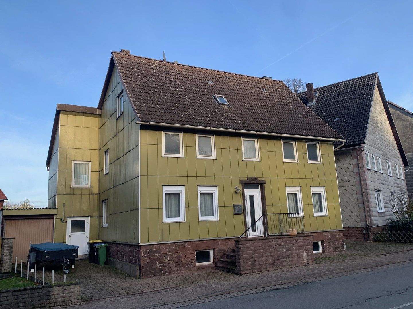 Ihr neues Zuhause – Wohnhaus mit pflegeleichtem Grundstück, 37627 Deensen