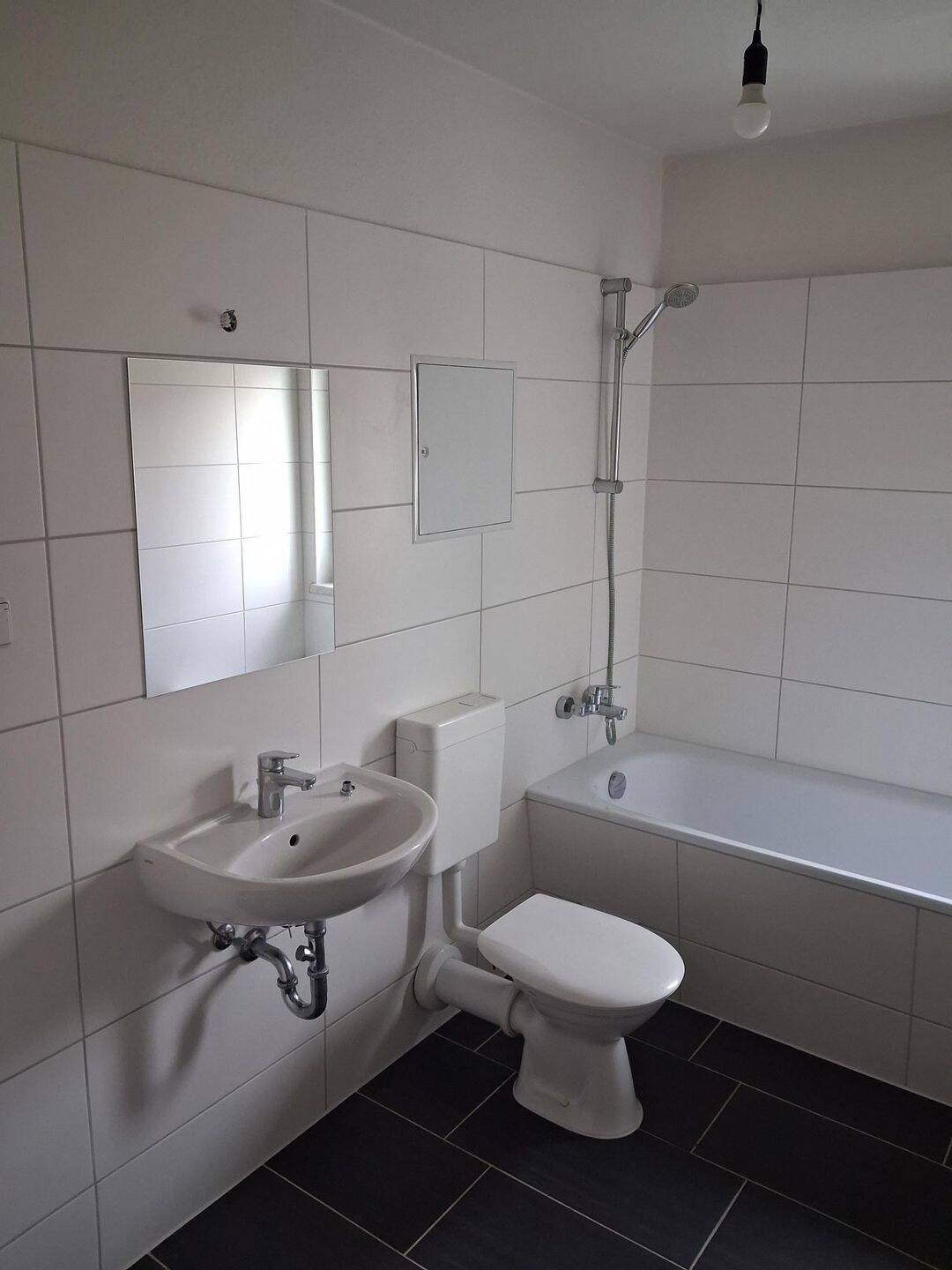 Wunderschöne 2 Raumwohnung – 2 Kaltmieten frei! Auch als WG geeignet, 14772 Brandenburg an der Havel (Altstadt Görden Hohenstücken Nord)
