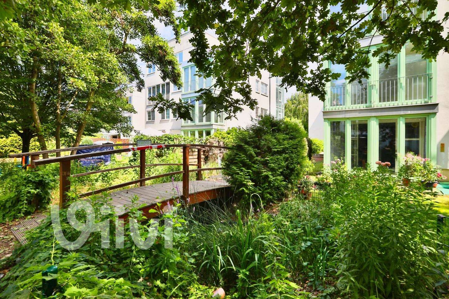 2-Zi.-Wohnung in Buckow, 55 m², bezugsfrei und -fertig, Einbauküche, PKW-Stellplatz, Wintergarten,, 12349 Berlin (Neukölln)