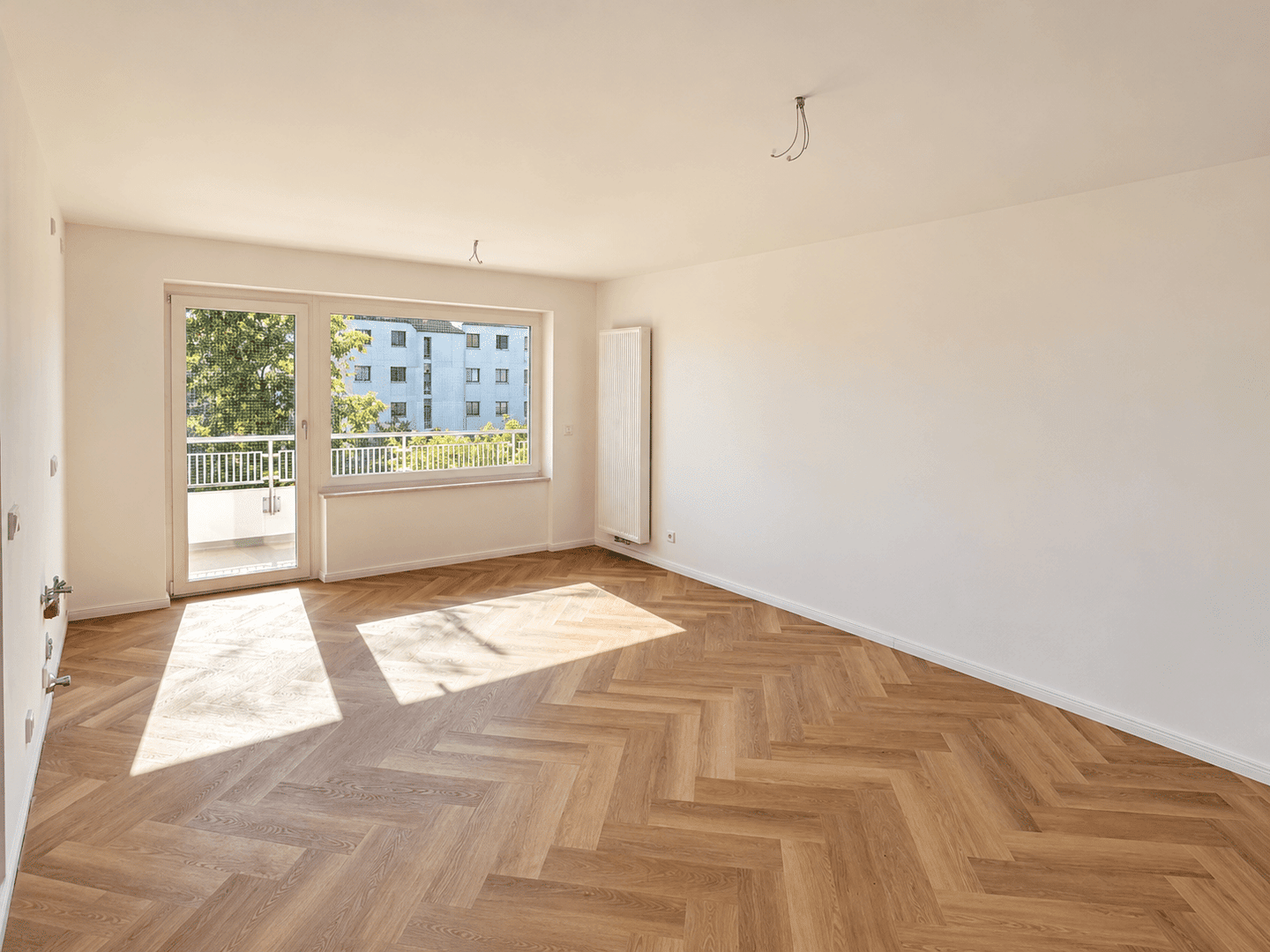 3-Zimmer-Wohnung am Schloss Oberschleißheim – hochwertig saniert, sofort bezugsfertig & mit Balkon, 85764 Oberschleißheim