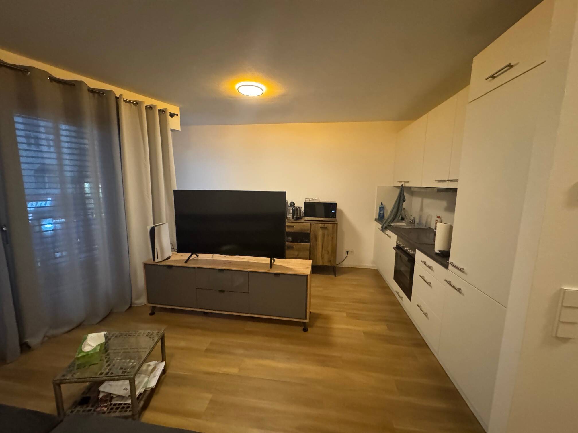 Vollmöblierte Wohnung mit Stellplatz direkt in der Innenstadt (Zwischenmiete), 60313 Frankfurt am Main (Altstadt Innenstadt)