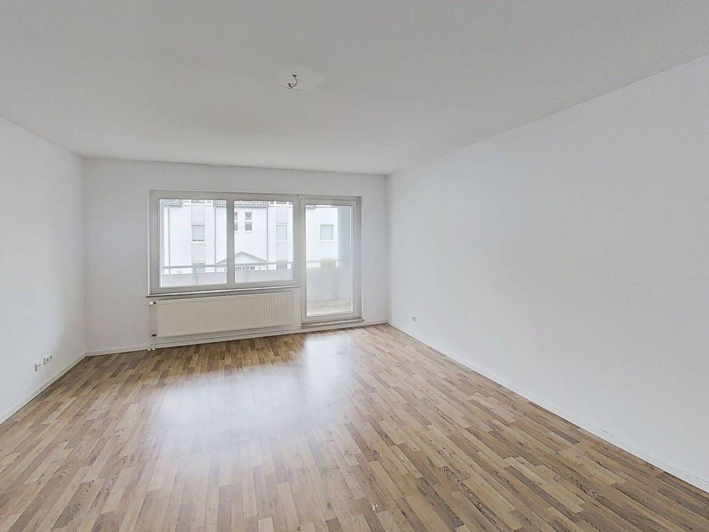 Familientraum: Helle 4-Zimmer-Wohnung mit Balkon!, 30952 Ronnenberg