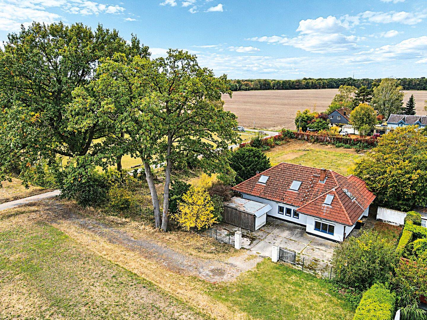 Einfamilienhaus mit Baugrundstück in 30916 Isernhagen OT Kirchhorst, Moorstraße 15, 30916 Isernhagen