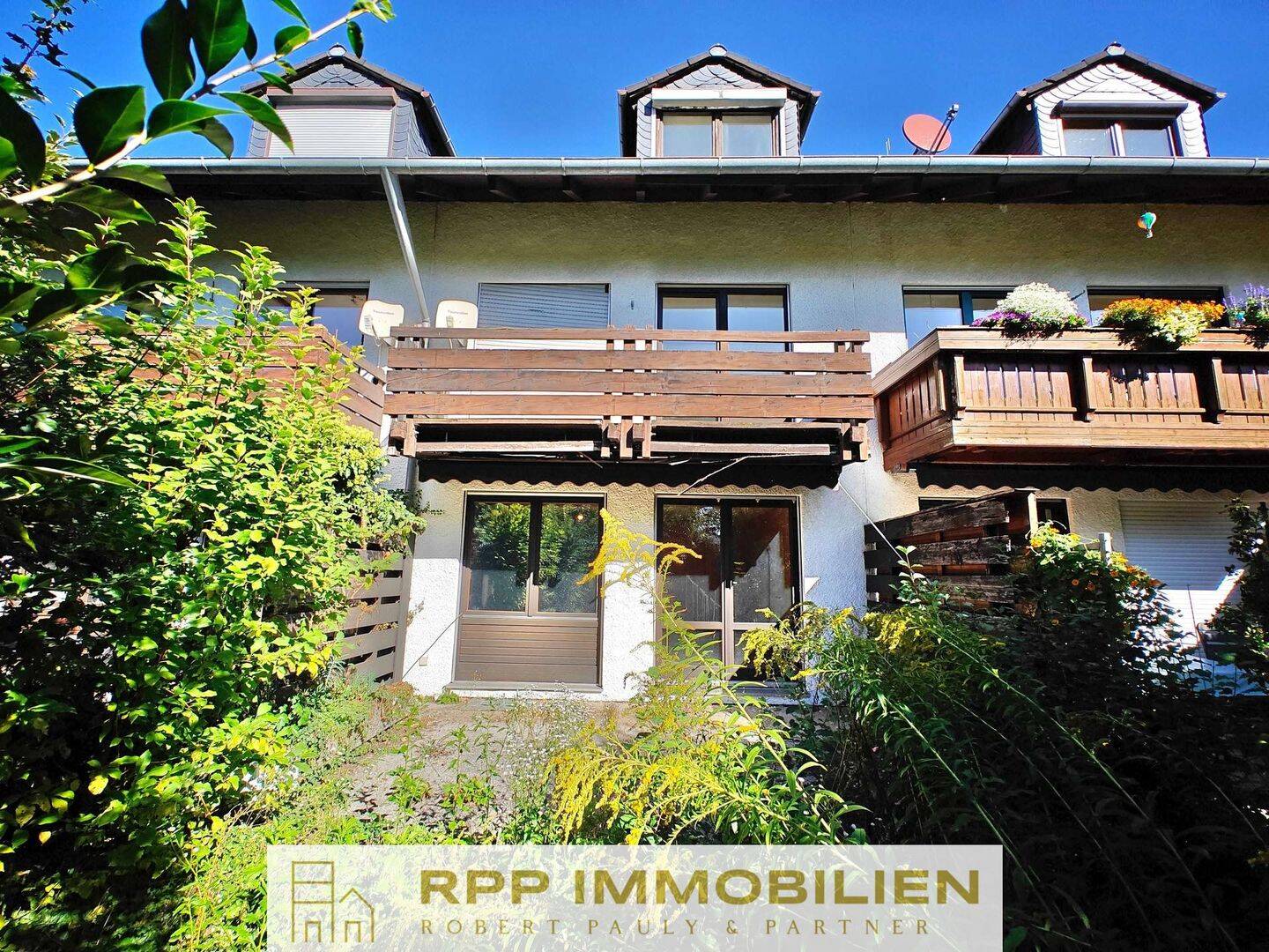 Platz für Ihre Wohnideen – Renovierungsbedürftiges Reihenmittelhaus mit Garten in Unterschleißheim, 85716 Unterschleißheim