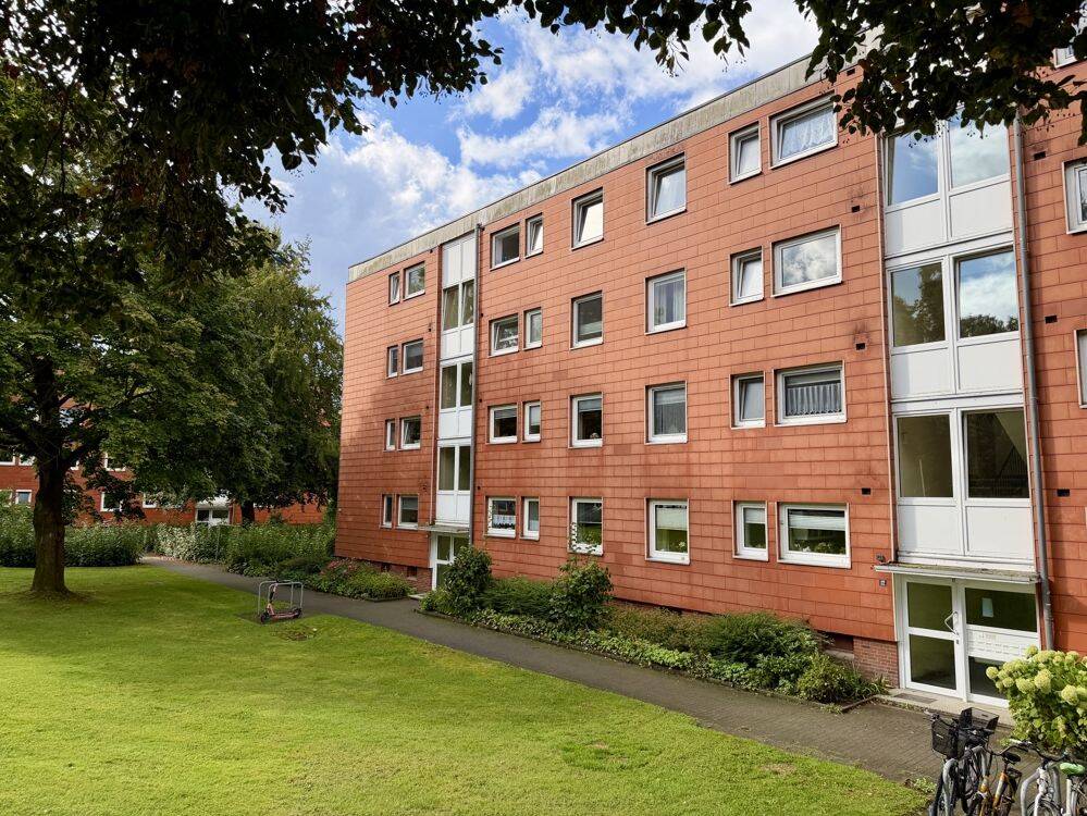 Sonnige, bezugsfreie Wohnung mit Blick ins Grüne, 24107 Kiel (Suchsdorf)