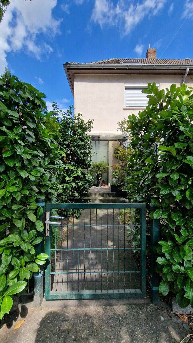 Ihr neues Zuhause mit Garten – charmante DHH in Duisburg-Friemersheim, 47229 Duisburg (Bergheim Friemersheim Rheinhausen-Mitte)