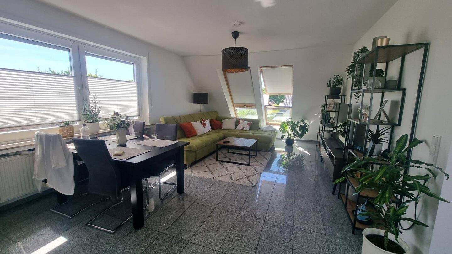 Ruhige Lage | inkl. Küche | lichtdurchflutet | Cabrio-Fenster | Renoviert, 33729 Bielefeld (Altenhagen Brake Milse)