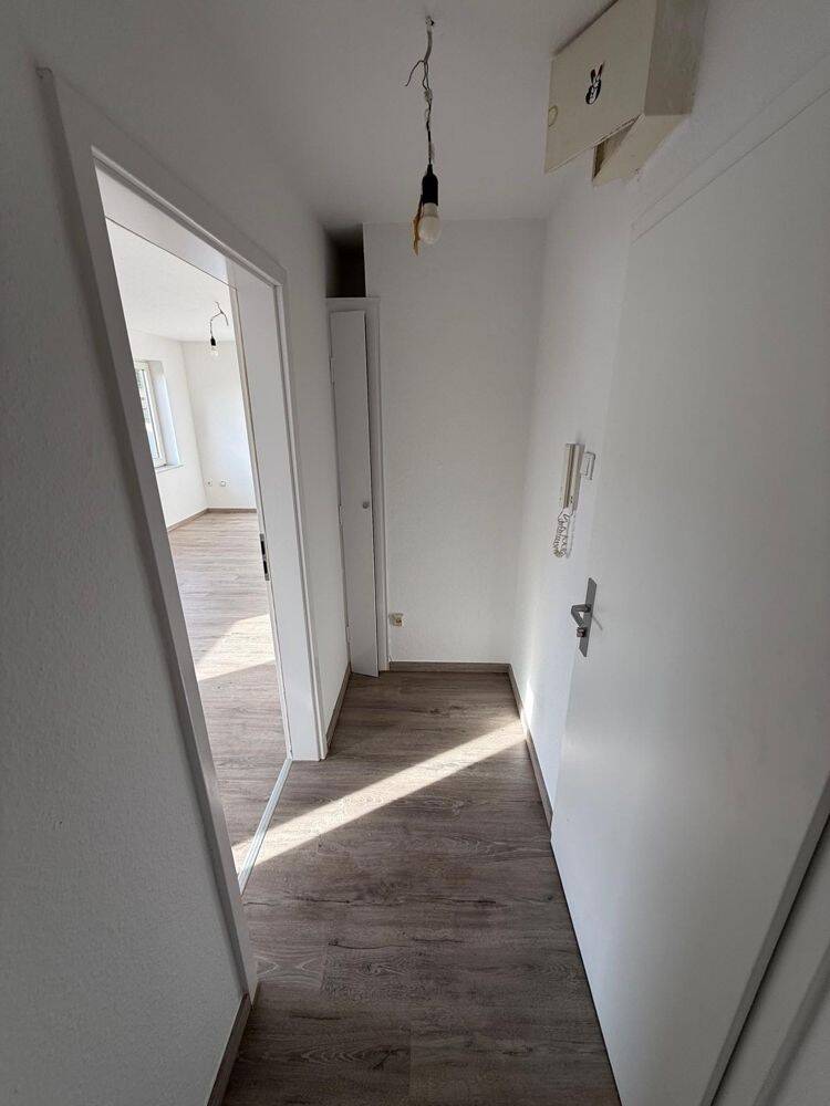 Gemütliche 1-Zimmer-Wohnung im Villenviertel! Frei ab sofort!