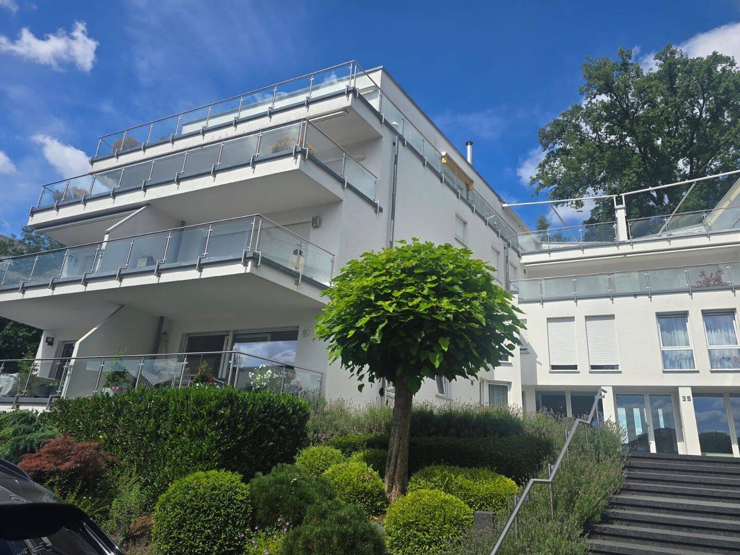 SB-Rotehbühl: Exklusives Penthouse mit sepa. Schlafbereich/Apartment und schönem Fernblick, 66123 Saarbrücken