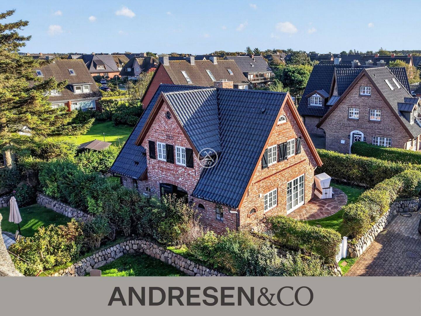 Sonnige Doppelhaushälfte mit Südwestgarten in ruhiger Lage von Wenningstedt, 25996 Wenningstedt-Braderup (Sylt)