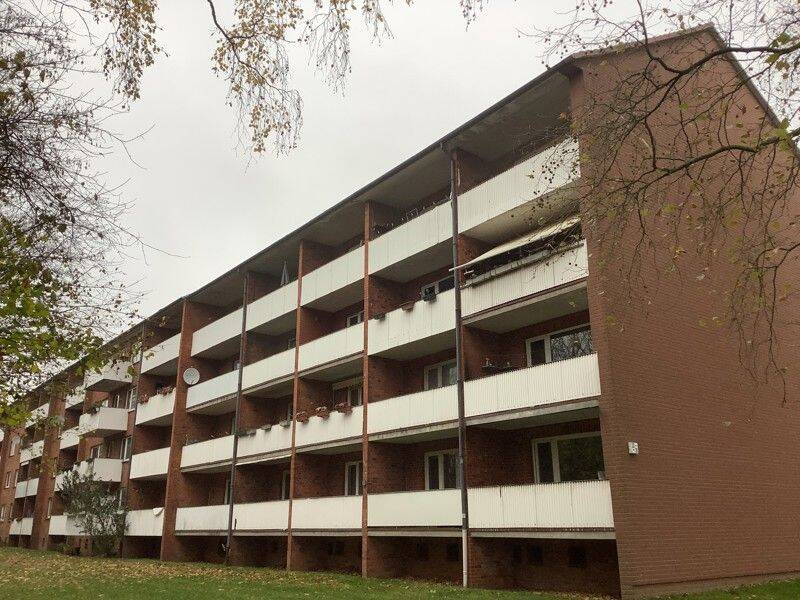 Charmante 2- Zimmer- Wohnung mit toller Aufteilung, 23569 Lübeck (Kücknitz Travemünde)