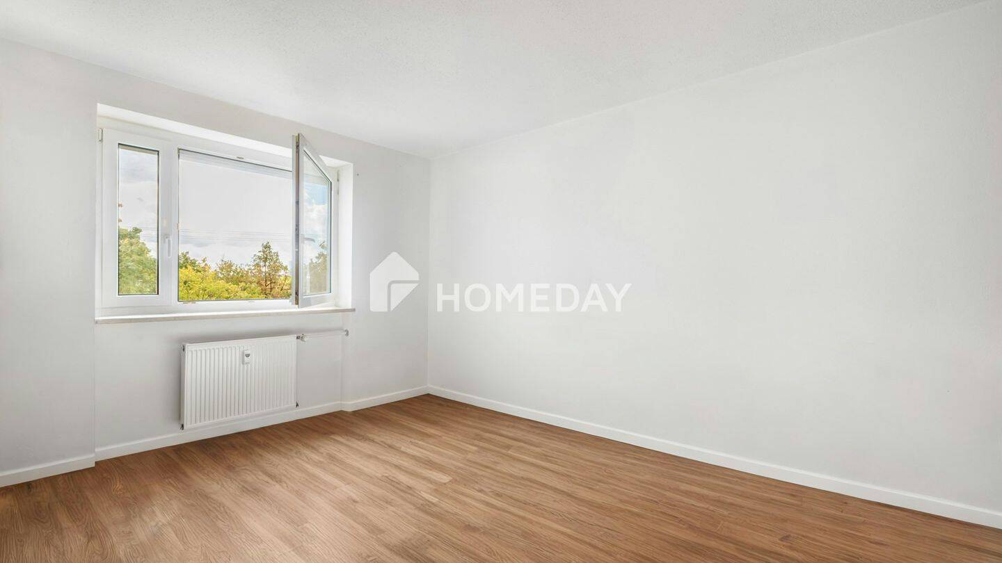 Kompakt, durchdacht und bezugsfrei: Zweizimmerwohnung mit Aufzug und Südloggia in München, 80935 München (Feldmoching-Hasenbergl Milbertshofen-Am Hart)