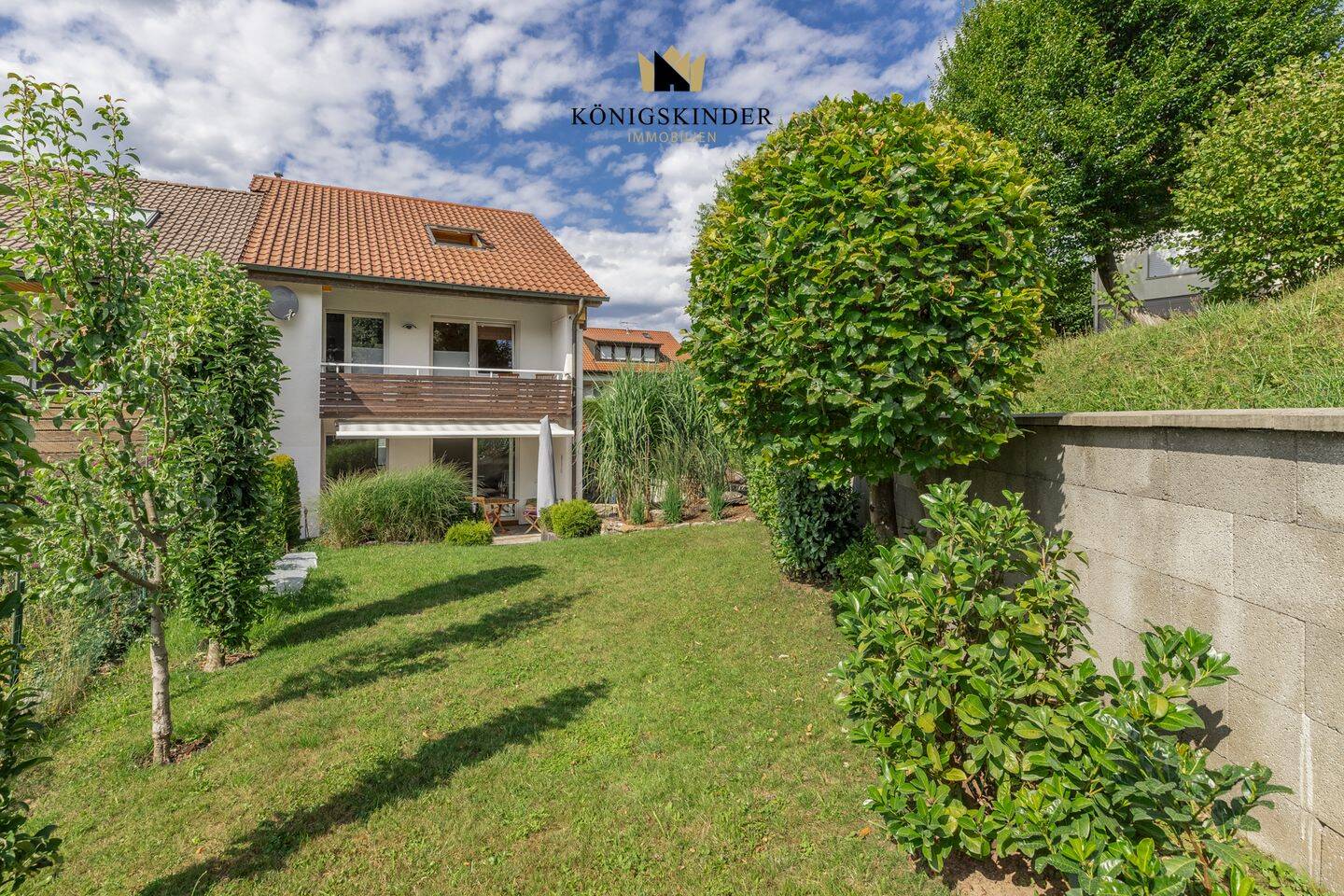 Gepflegtes Reihenendhaus mit viel Platz, gelungener Aufteilung und großem Garten, 71540 Murrhardt