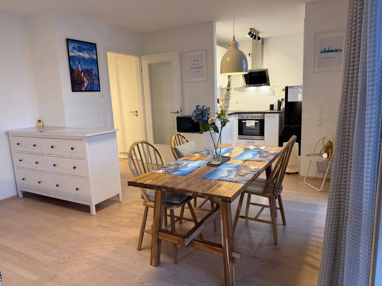 Gemütliche, möblierte 1-Zi Wohnung mit Tiefgarage, 81373 München (Sendling Sendling-Westpark)