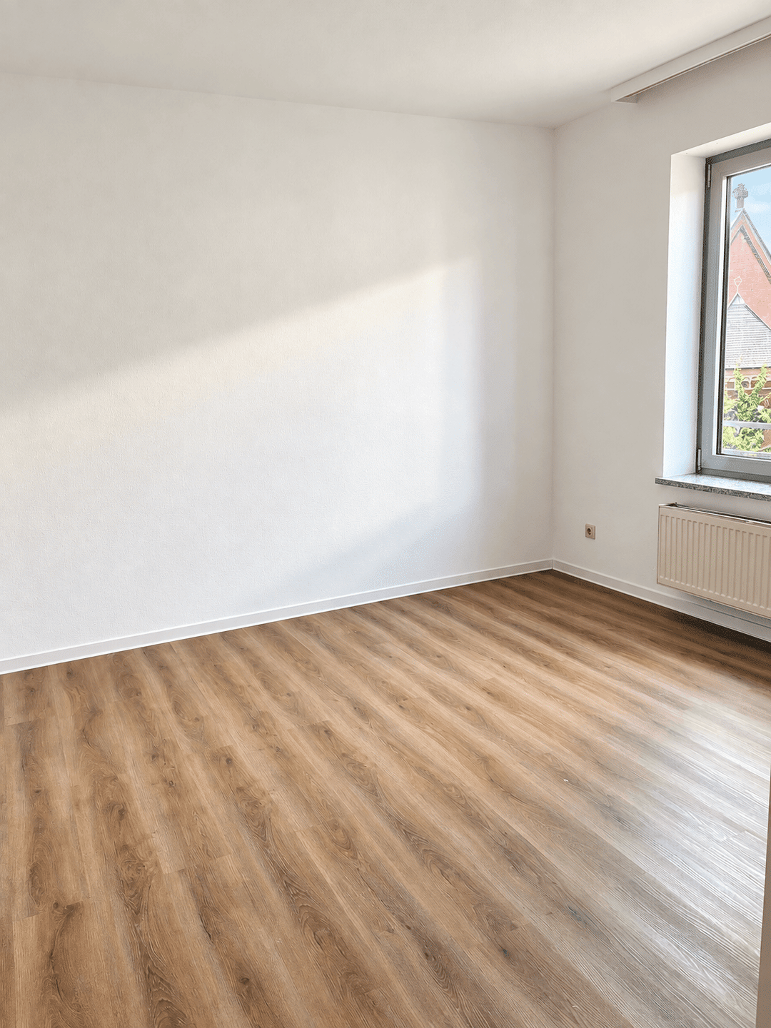 Attraktive 1-Zimmerwohnung in ruhiger/zentraler Lage von Alt-Saarbrücken, 66117 Saarbrücken