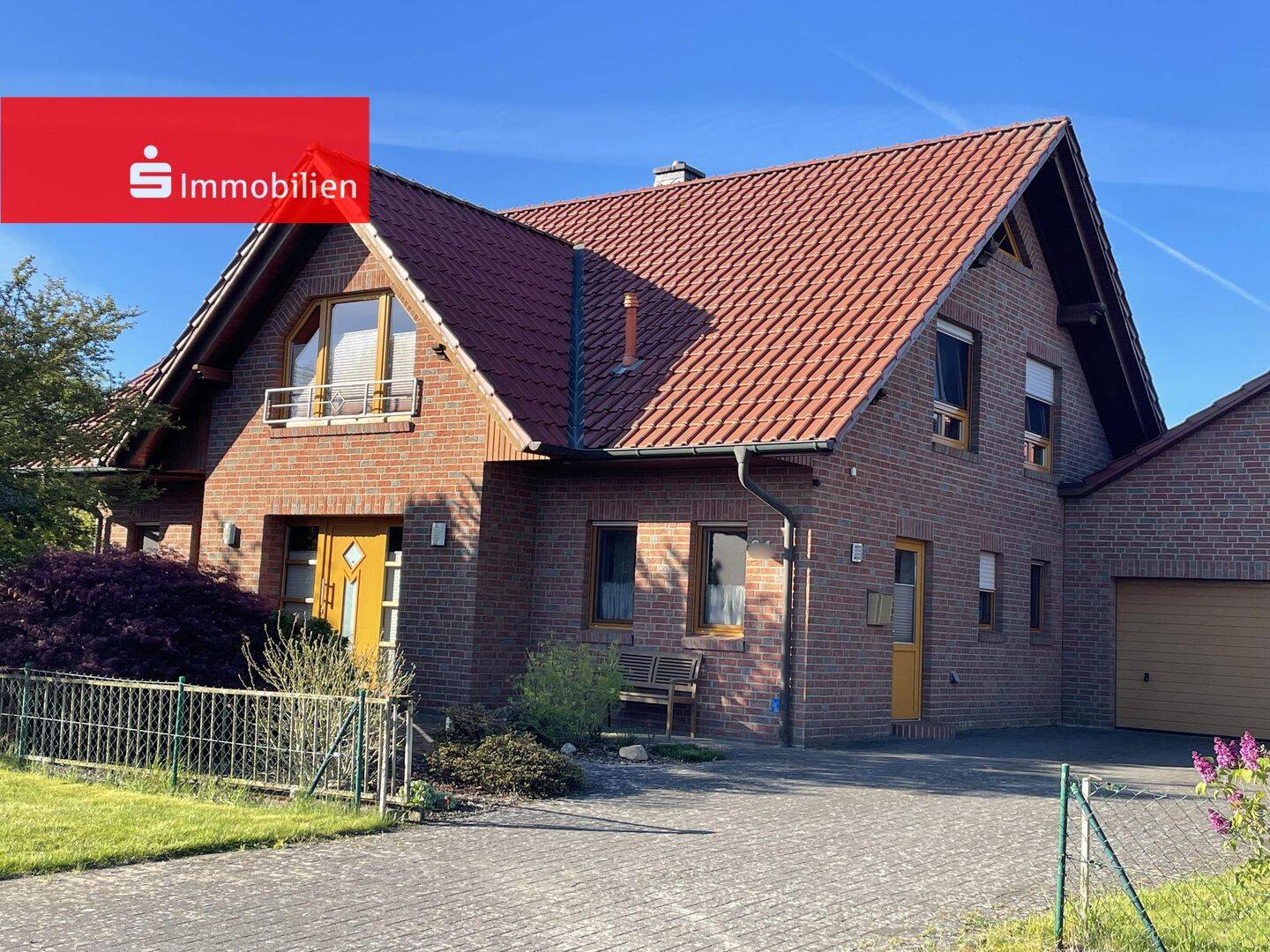 +++Familienfreundliches Zuhause mit hellem Raumkonzept, einladendem Garten und Doppelgarage+++, 27252 Schwaförden