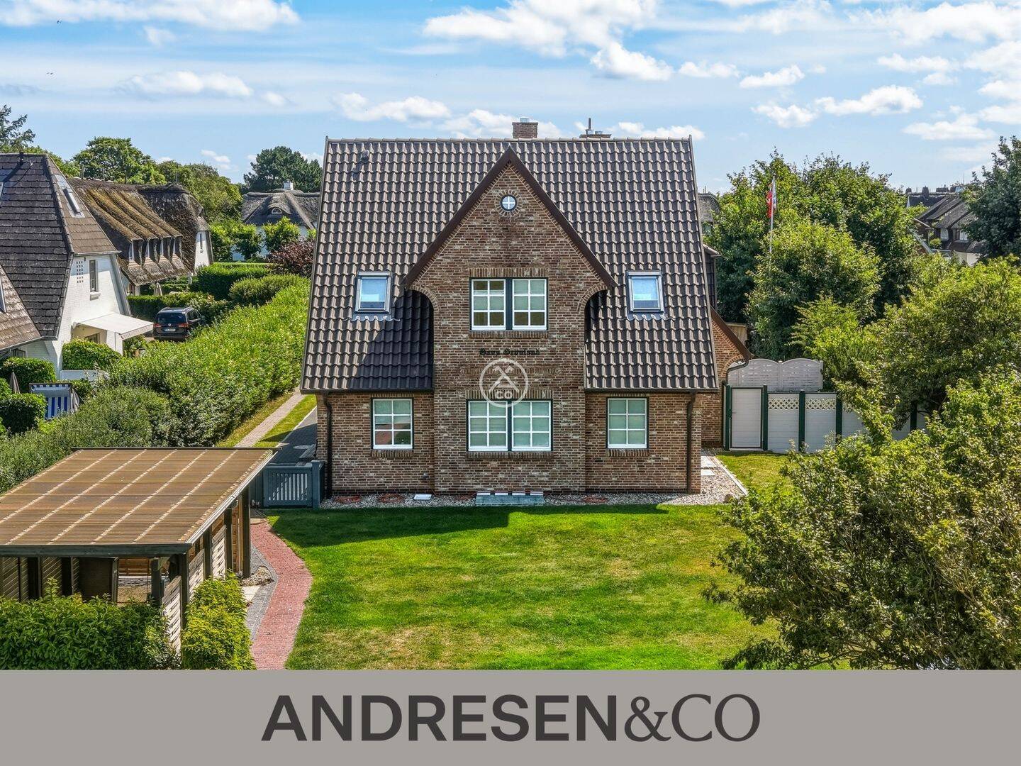 Großzügiges Endhaus im modernen Friesenstil mit Wiesenblick in Keitum, 25980 Sylt