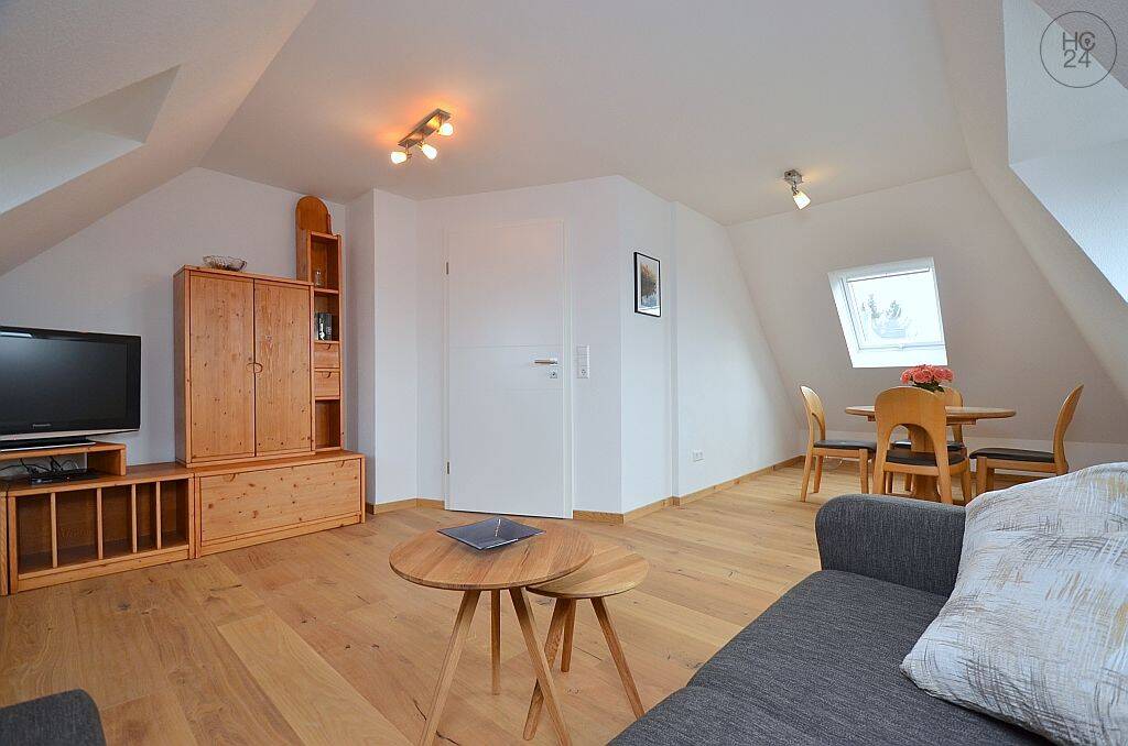 Schön möblierte Wohnung in toller Lage in Stuttgart Weilimdorf, 70499 Stuttgart