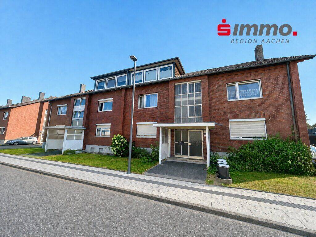 Bezugsfreie 2-Zimmer-Dachgeschosswohnung in 5-Parteienhaus in absolut begehrter Wohnlage, 52076 Aachen