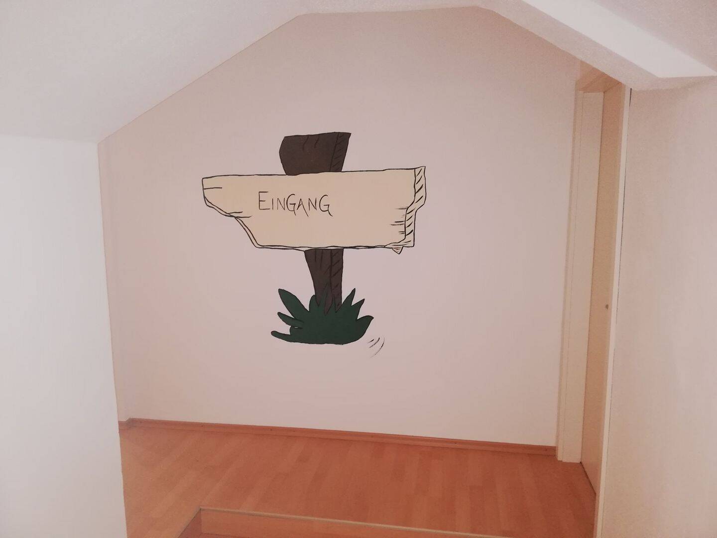 Gemütliche, helle Dachgeschosswohnung zu vermieten, 83564 Soyen