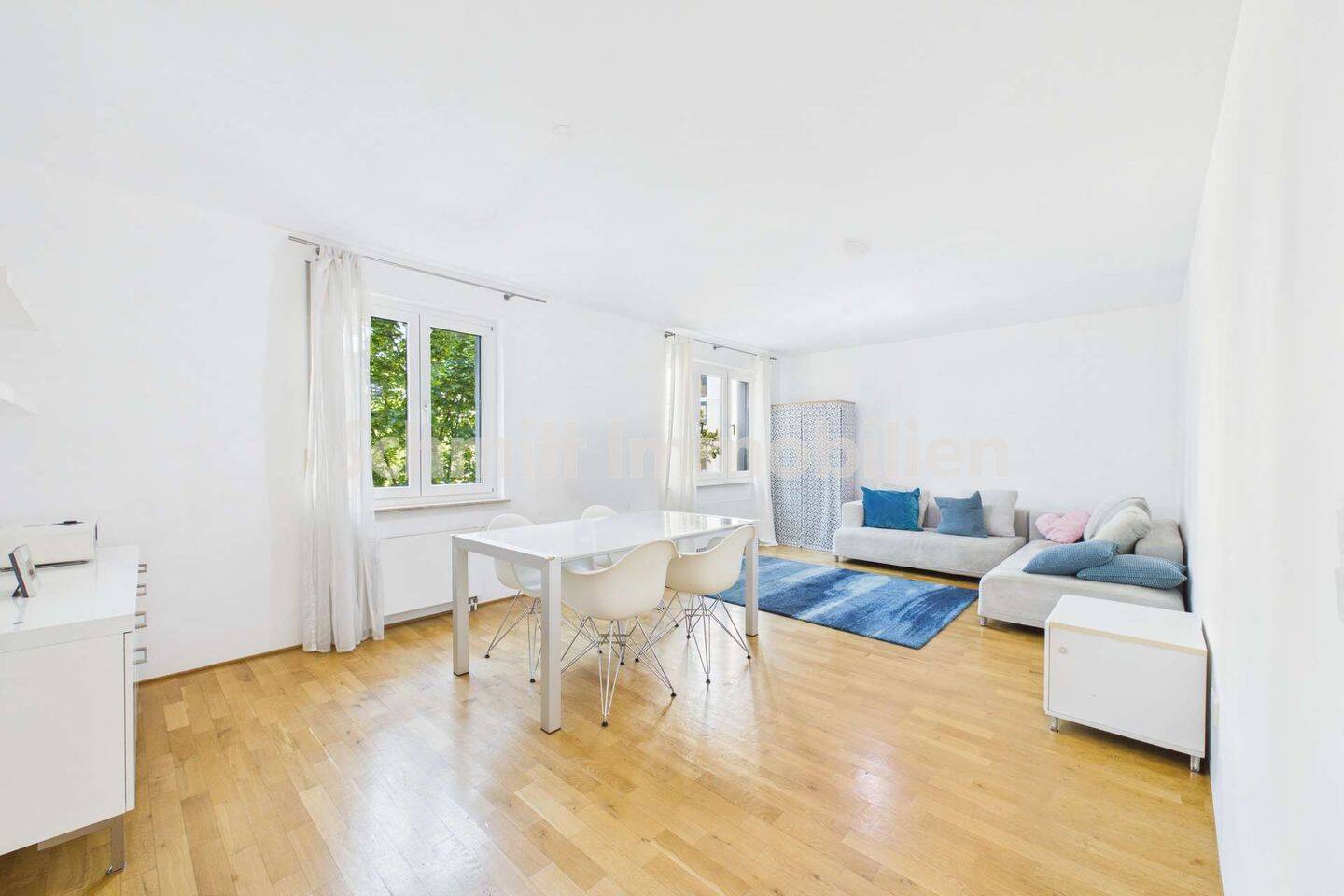 4 Zimmer, zwei Bäder und Balkon im Rebstockviertel, bezugsfrei, 60486 Frankfurt am Main (Bockenheim Gallus Rödelheim Westend-Süd)