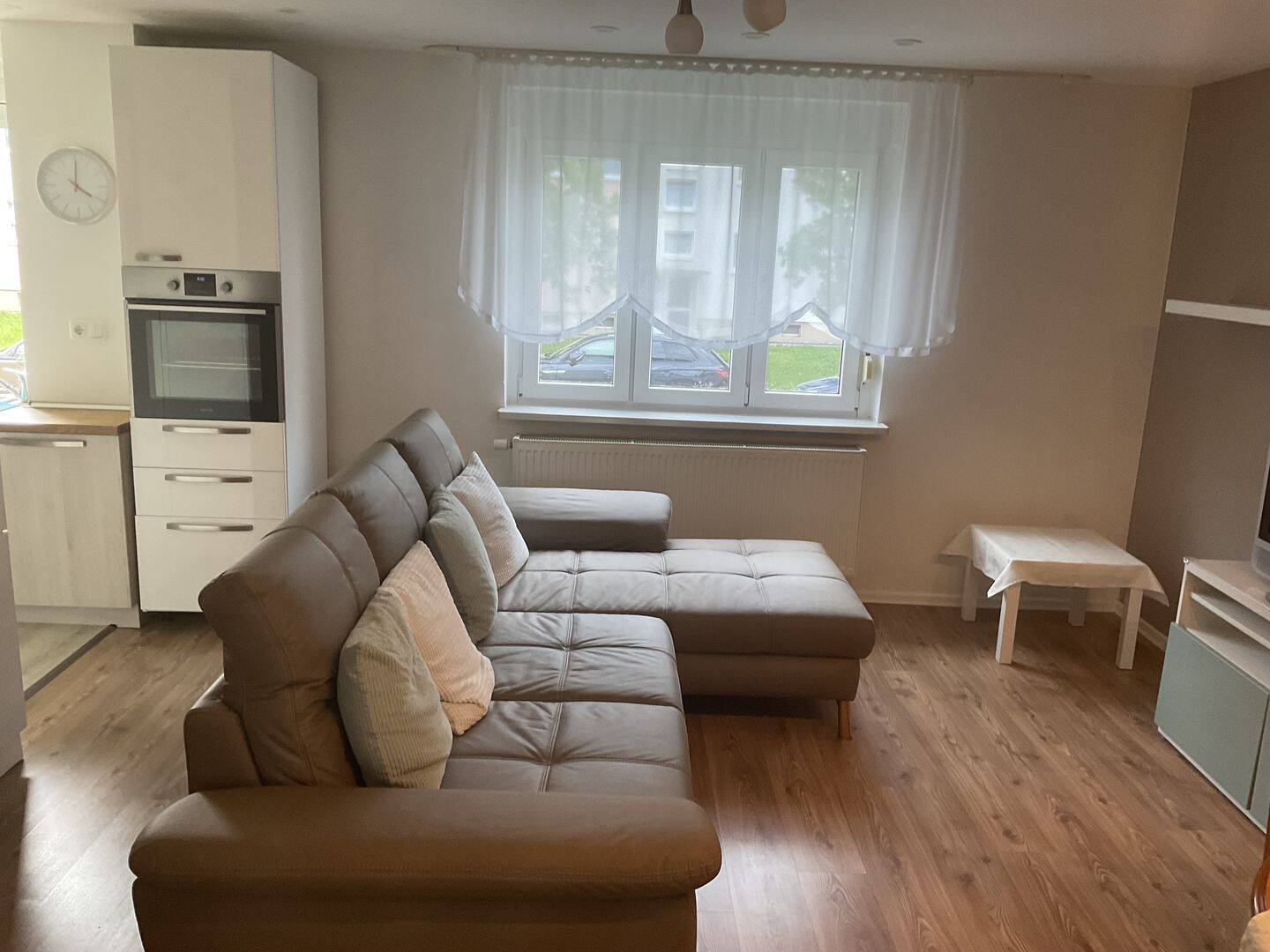 Platz zum Wohlfühlen – gepflegte 4-Raum-Wohnung in ruhiger Lage, 6130 Halle (Saale) (Ammendorf-Beesen Damaschkestraße Dieselstraße Südstadt)