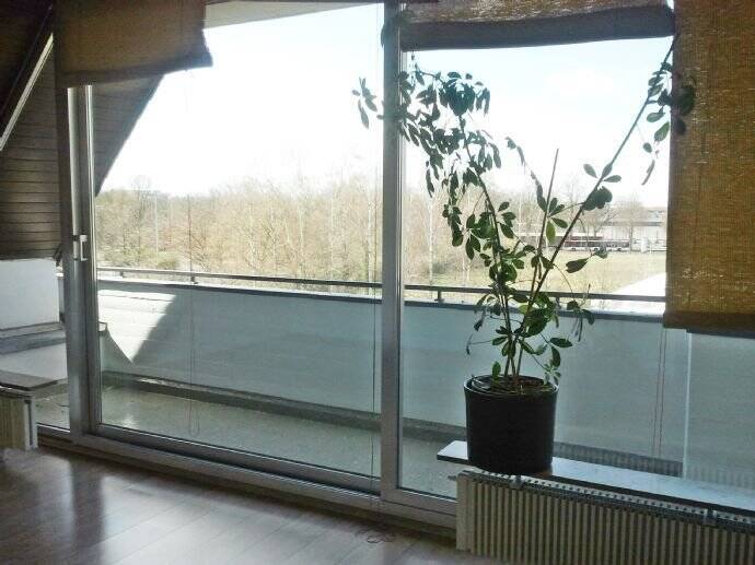 *Eine Dachgeschosswohnung mit Grünblick! *, 47803 Krefeld