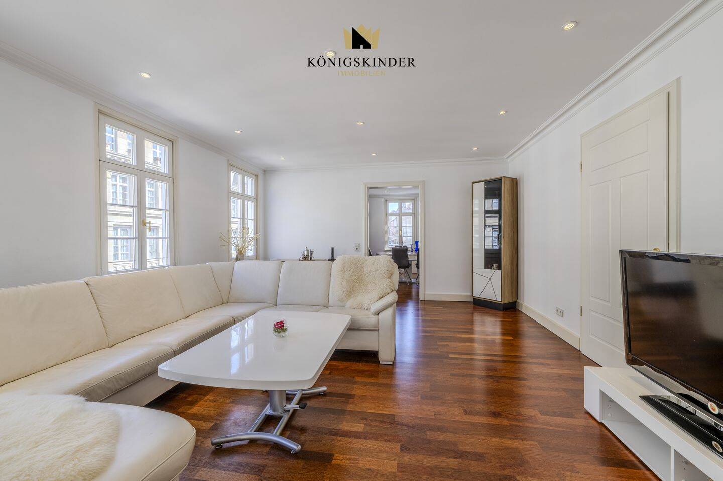 Im Kern Stuttgarts – unmöblierte 130 m² Wohnung voller Licht und Charakter, 70182 Stuttgart (Mitte)