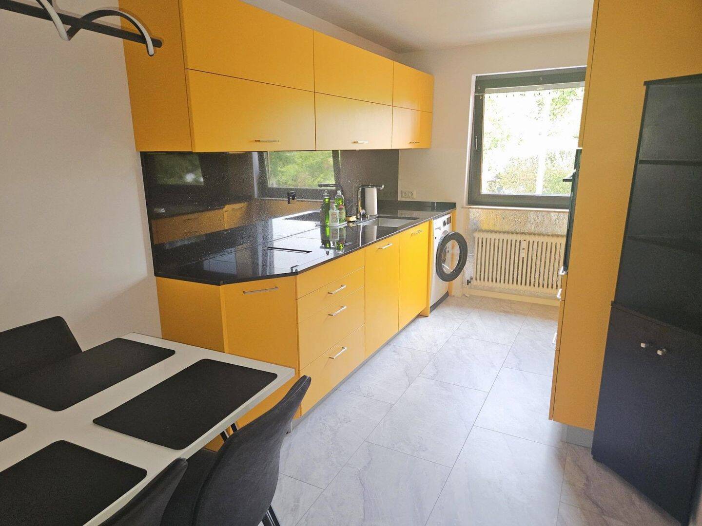 Neu renovierte, barrierefrei zugängliche 3-Zi. Wohnung in bevorzugter Wohnlage / Wohnung mieten, 90425 Nürnberg