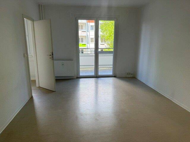 Seniorengerechtes Wohnen – 1 Raum in Olvenstedt, 39130 Magdeburg (Alt Olvenstedt Großer Silberberg Neu Olvenstedt)