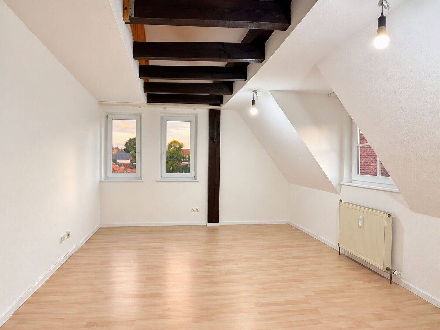 Charmante 1,5-Zimmer-Maisonette mit Galerie und offenem Fachwerk, 74182 Obersulm