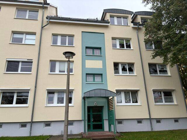 gepflegte 2-Raumwohnung mit Balkon und Einbauküche – frei ab sofort, 99094 Erfurt