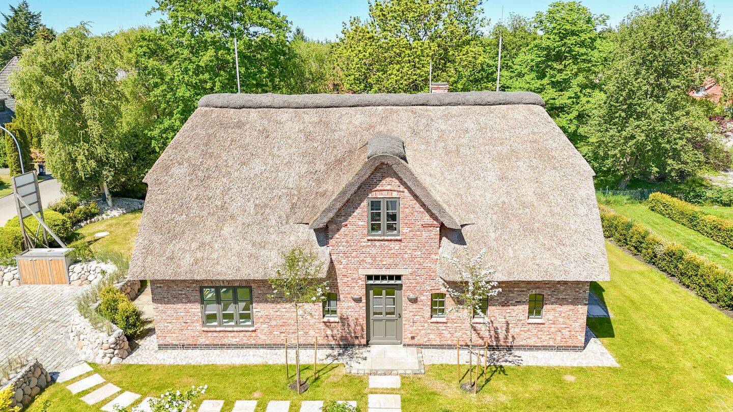 Reetgedecktes Einfamilienhaus | historischer Charme trifft moderne Perfektion, 25826 Sankt Peter-Ording