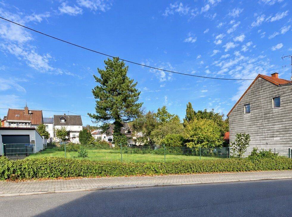 Großzügiges Baugrundstück in Saarbrücken – Ihr neues Zuhause erwartet Sie, 66125 Saarbrücken
