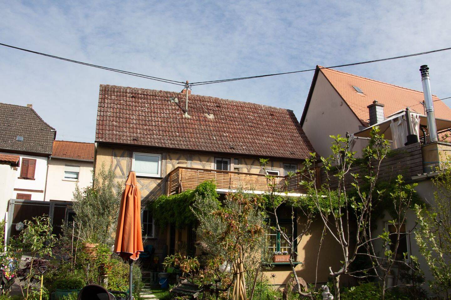 Traumhafte Idylle zwischen Frnkfurt und Wiesbaden – Charmantes Fachwerkhaus mit großem Garten, 65719 Hofheim am Taunus