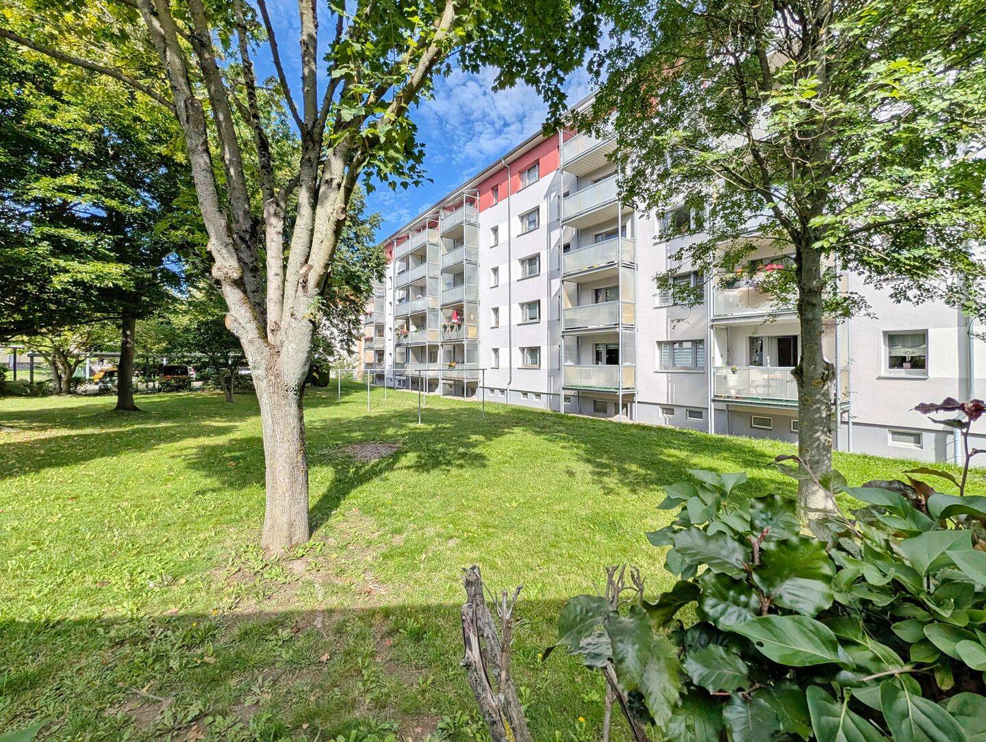 2,5 Zimmer – neues Laminat – Südbalkon – Badewanne – Wohnung in Brand-Erbisdorf mieten, 9618 Brand-Erbisdorf
