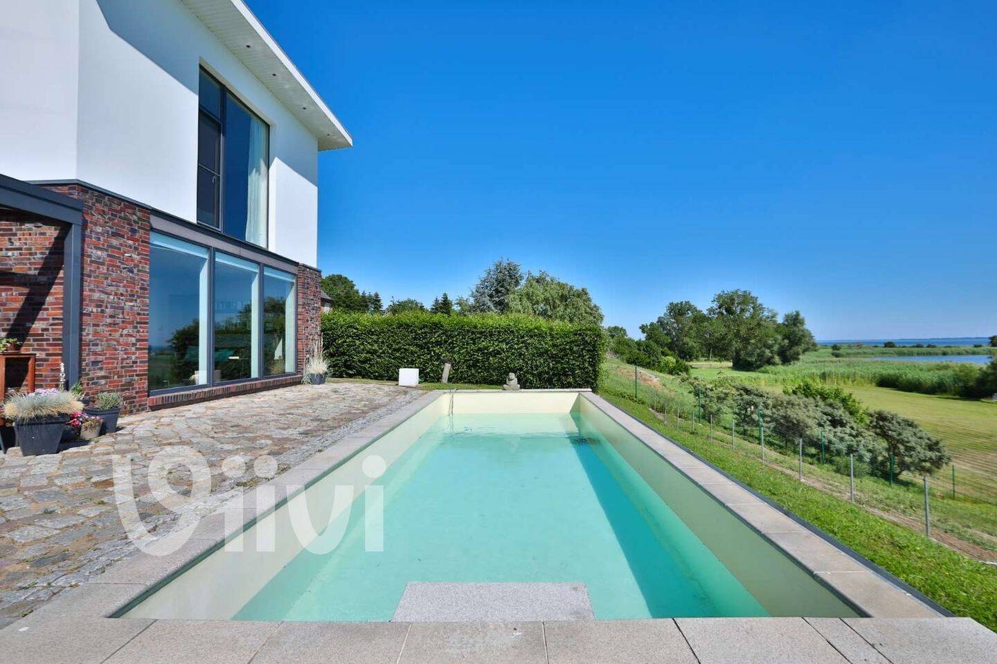 Traumlage auf Usedom: Architektenhaus, 157 m², Pool, Wasserlage, großes Grundstück, Bootsanleger, 17406 Usedom