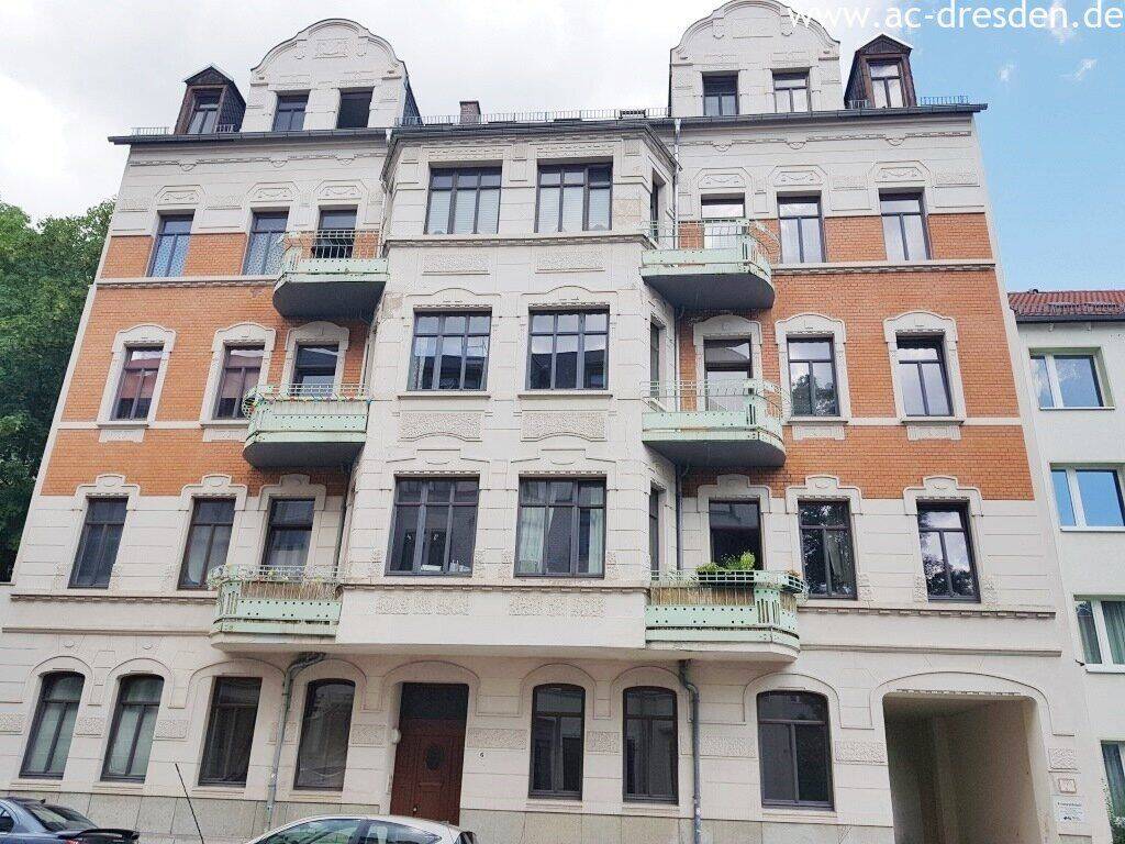 Gemütliche 2-Raum-Wohnung mit Balkon und EBK im kernsanierten Gründerzeithaus im Lutherviertel, 9126 Chemnitz (Altchemnitz Bernsdorf Gablenz Lutherviertel Sonnenberg)