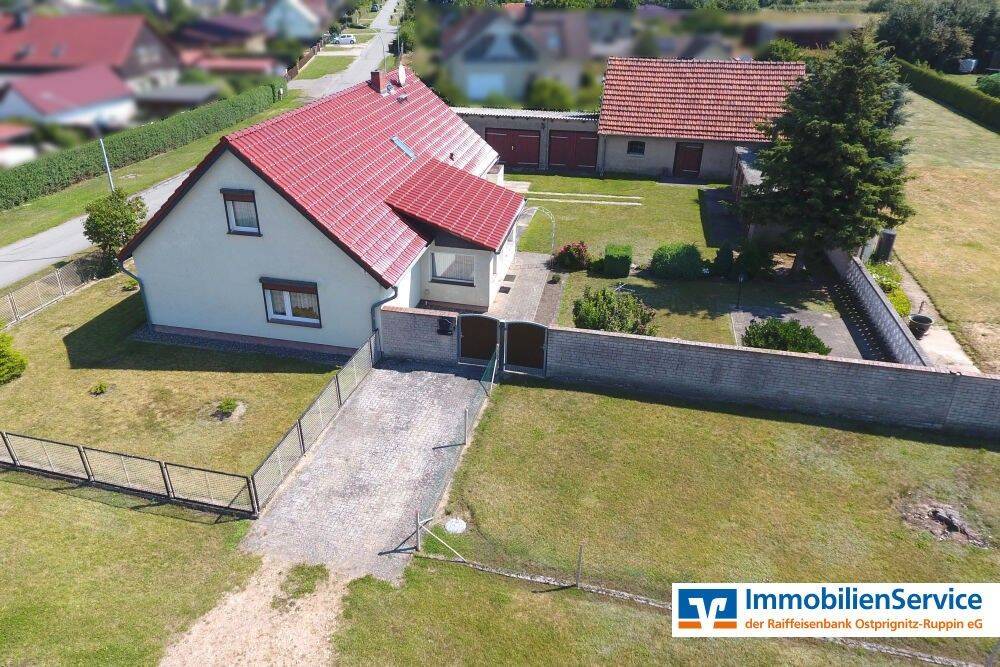 Wohnen im Grünen, Neuruppin ganz nah – großzügiges Einfamilienhaus mit Baulandreserve, 16818 Dabergotz