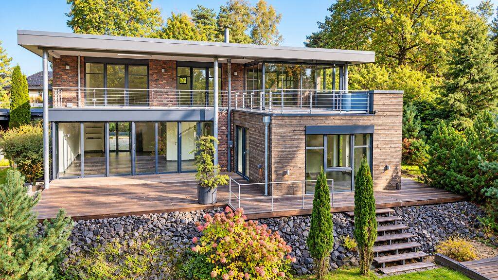 Architektenhaus mit moderner Linienführung und Privatsphäre in grüner Lage von Seevetal-Ramelsloh!, 21220 Seevetal
