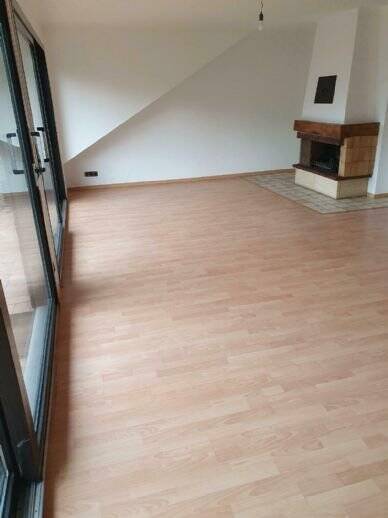 Helle 3-Zi.Etagenwohnung mit Offenem Kamin,Bodenheizung,Grossem Wohn-Esszimmer,Südbalkon, 40627 Düsseldorf (Gerresheim Unterbach Vennhausen)