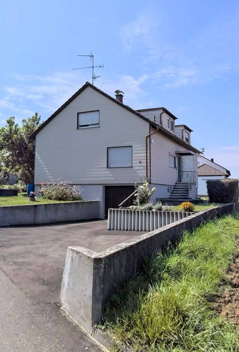 4-Zimmer-Wohnung mit 80 m² und PKW-Stellplatz zu vermieten, 89610 Oberdischingen