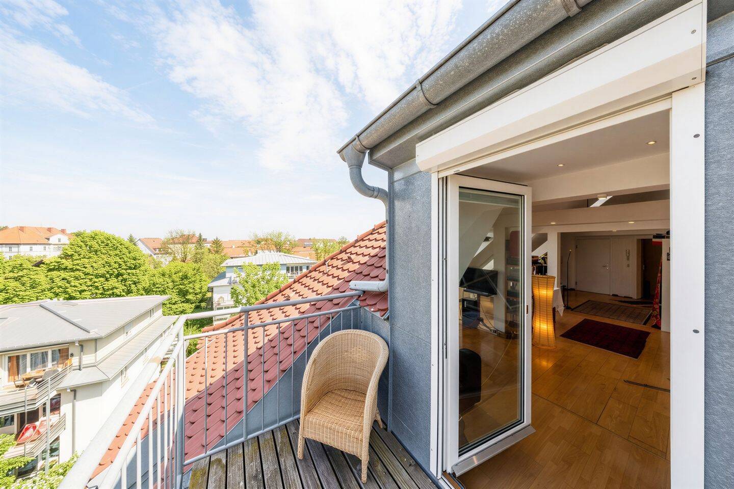Sichere Wertanlage in München-Pasing: 2-Zimmer-Dachgeschosswohnung | Verkauf mit Nießbrauch, 81241 München (Aubing-Lochhausen-Langwied Pasing-Obermenzing)