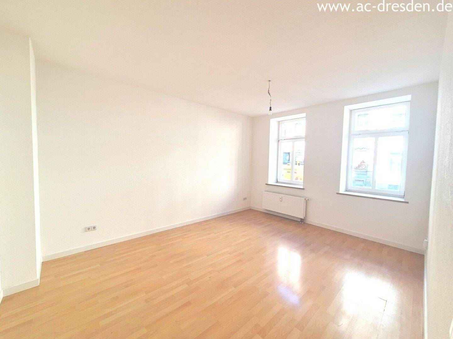 Geräumige 4 Zimmer Wohnung inkl. Balkon in der Reinhardstraße, 9130 Chemnitz (Hilbersdorf Sonnenberg Yorckgebiet Zentrum)