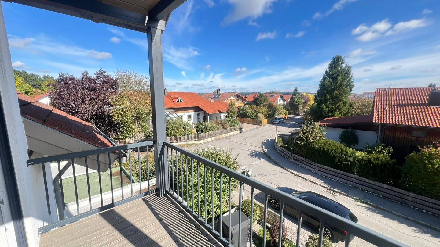 Renovierte 4-Zimmer-Maisonette-Wohnung inkl. neuer EBK und Tiefgaragenstellplatz, 84323 Massing