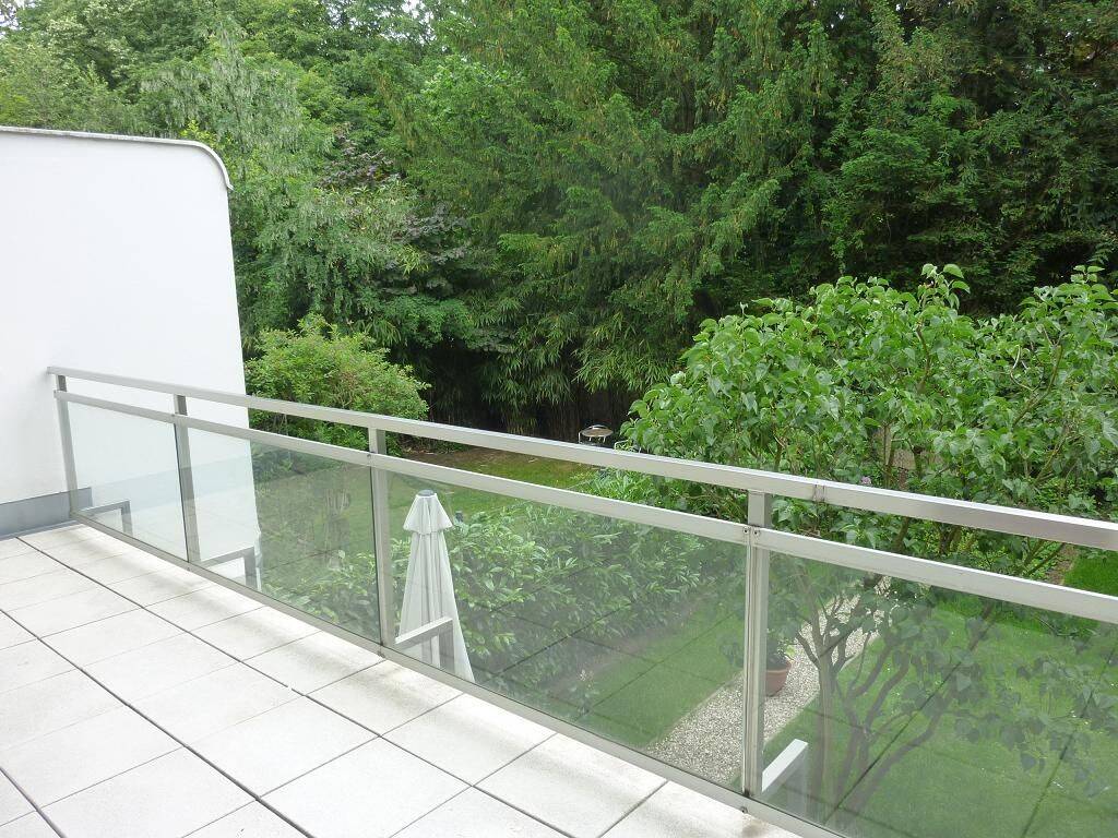 D-Zoo: schicke 4 Zimmer-Whg. ca. 105 m². 2.OG./Lift, EBK, gr. Balkon, 40239 Düsseldorf (Düsseltal Mörsenbroich)