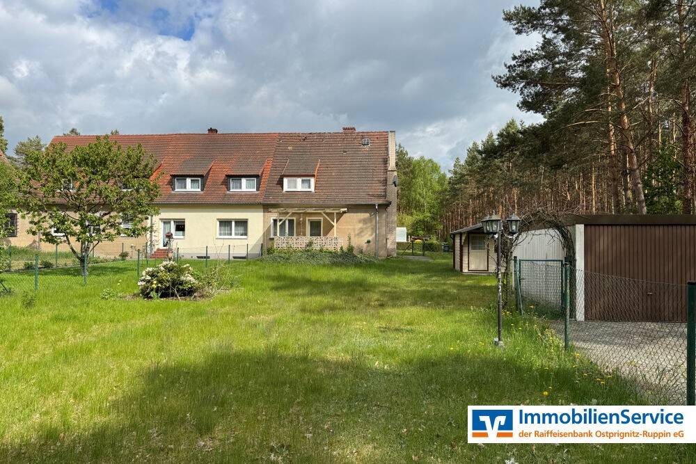 Wohnen, wo der Wald beginnt – charmantes Reihenendhaus mit Garten, 16845 Dreetz